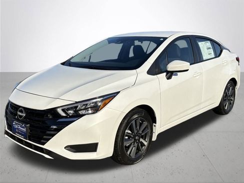 New 2025 Nissan Versa SV w/ Trunk Package image 2