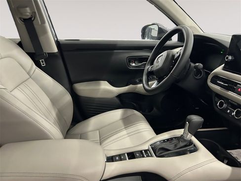 New 2026 Honda HR-V EX-L image 15