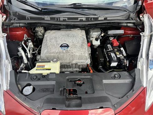 Used 2013 Nissan Leaf SV w/ LED & Quick Charge Pkg image 25