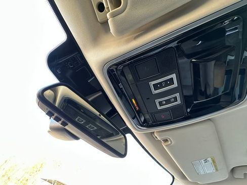 Used 2016 Land Rover Range Rover Sport HSE image 33