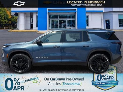 New 2026 Chevrolet Traverse LT w/ Driver Confidence Package FWD image 8