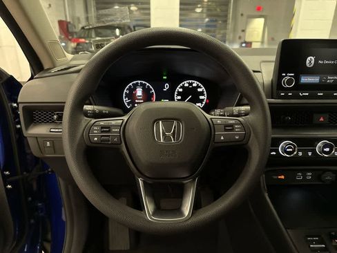 Used 2023 Honda CR-V EX image 18