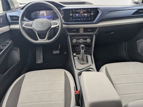 Used 2024 Volkswagen Taos SE image 19