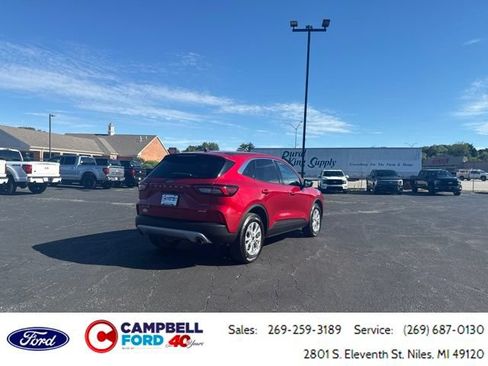 Certified 2023 Ford Escape Active w/ Tech Pack #1 AWD/4WD image 3