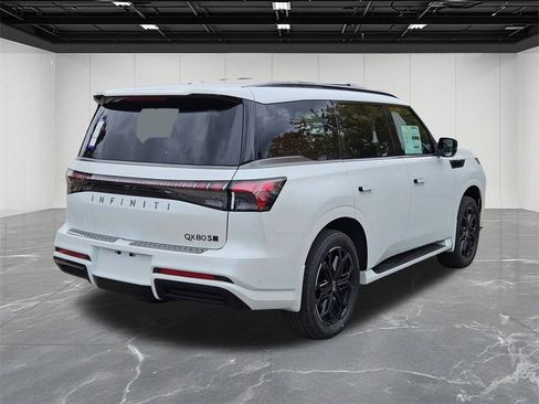 New 2026 INFINITI QX80 SPORT image 5