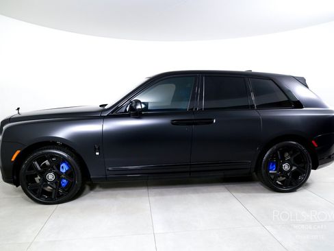 Used 2026 Rolls-Royce Cullinan AWD/4WD image 3