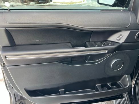 Used 2019 Ford Expedition XLT w/ Equipment Group 201A image 14