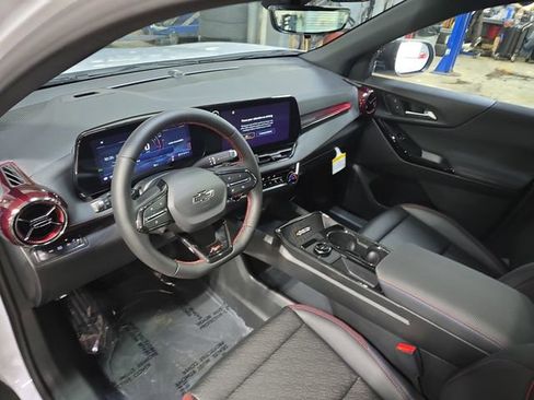 New 2026 Chevrolet Equinox RS w/ Safety and Technology Package image 17