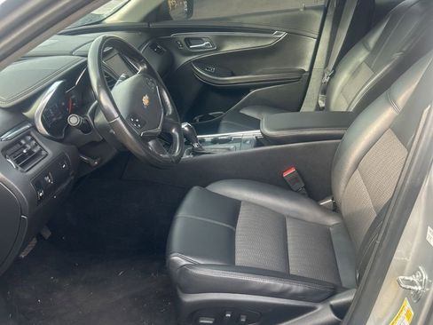 Used 2020 Chevrolet Impala LT image 5