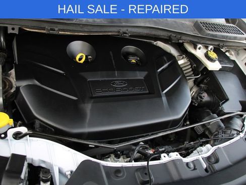 Used 2019 Ford Escape Titanium image 37