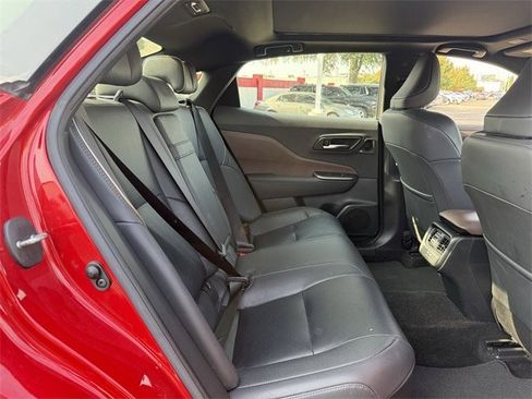 Used 2023 Toyota Crown Limited image 35