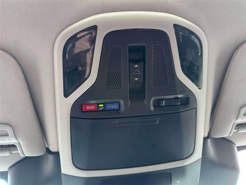 Used 2024 Subaru Outback Touring XT image 31