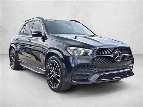 Used 2021 Mercedes-Benz GLE 580 4MATIC image 3