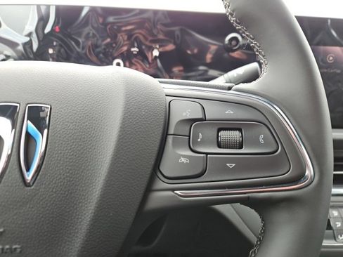 New 2026 Buick Envista Preferred w/ Convenience I Package image 32