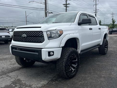 Used 2020 Toyota Tundra SR5 w/ SX Package AWD/4WD image 3