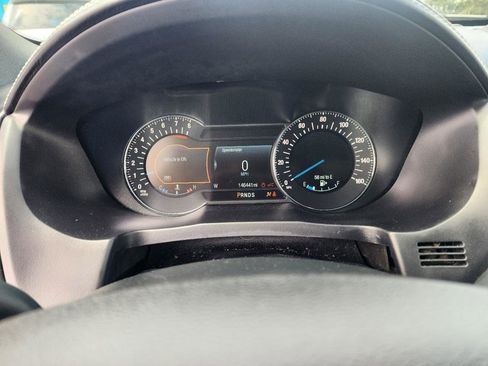 Used 2018 Ford Explorer Platinum AWD/4WD image 21