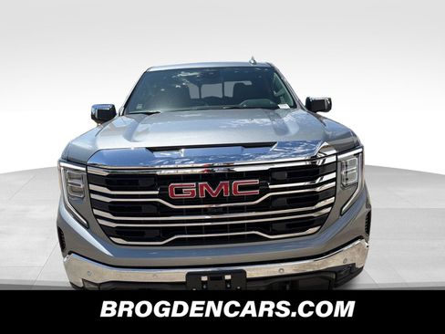 New 2026 GMC Sierra 1500 SLT w/ SLT Premium Plus Package AWD/4WD image 8