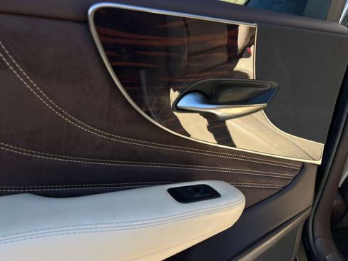 Used 2018 Lexus LS 500 AWD w/ Interior Upgrade Package image 19