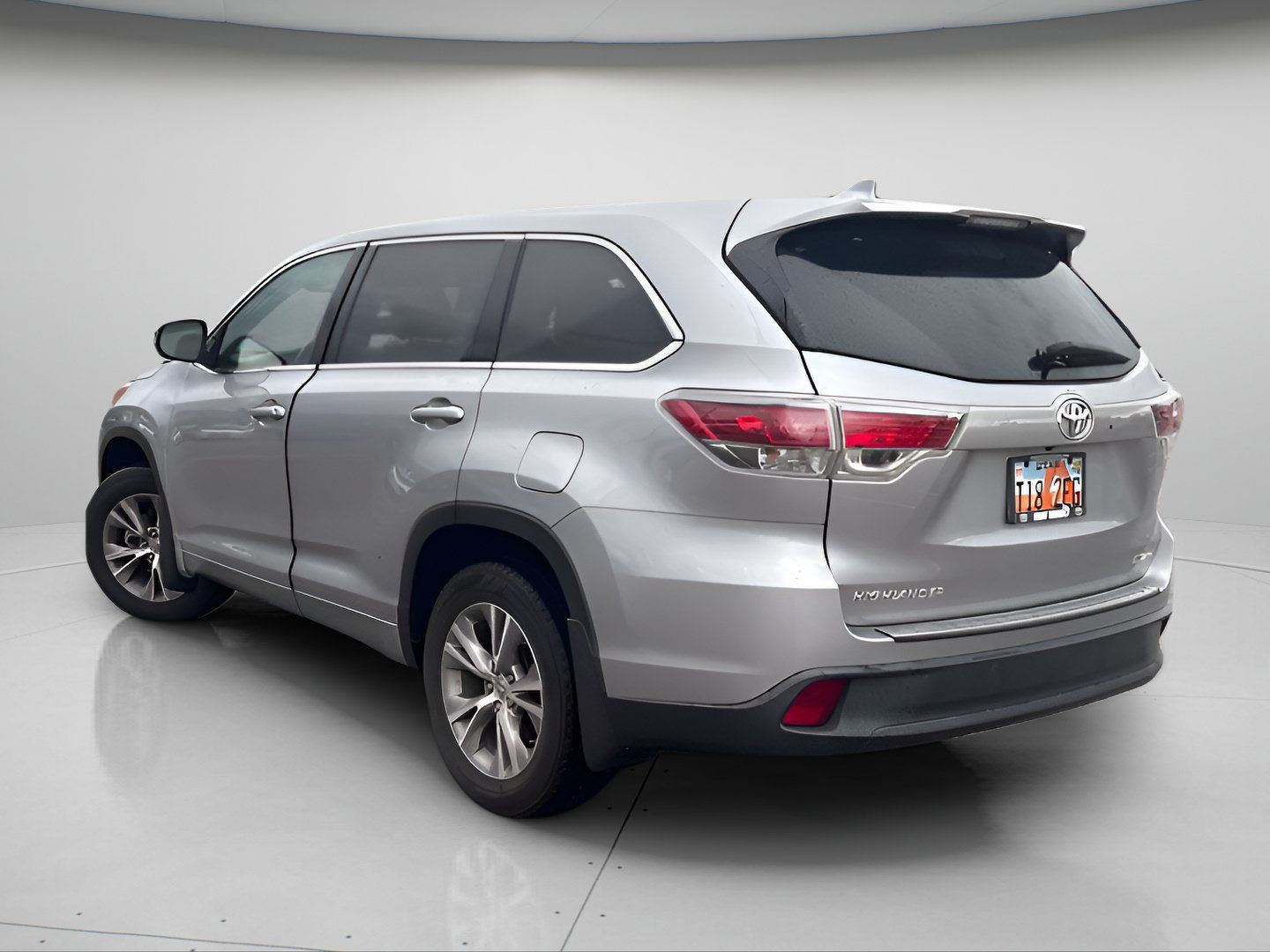 Used 2015 Toyota Highlander Plus AWD/4WD image 10
