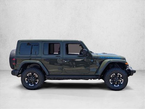 Used 2024 Jeep Wrangler Unlimited Rubicon 4xe AWD/4WD image 4