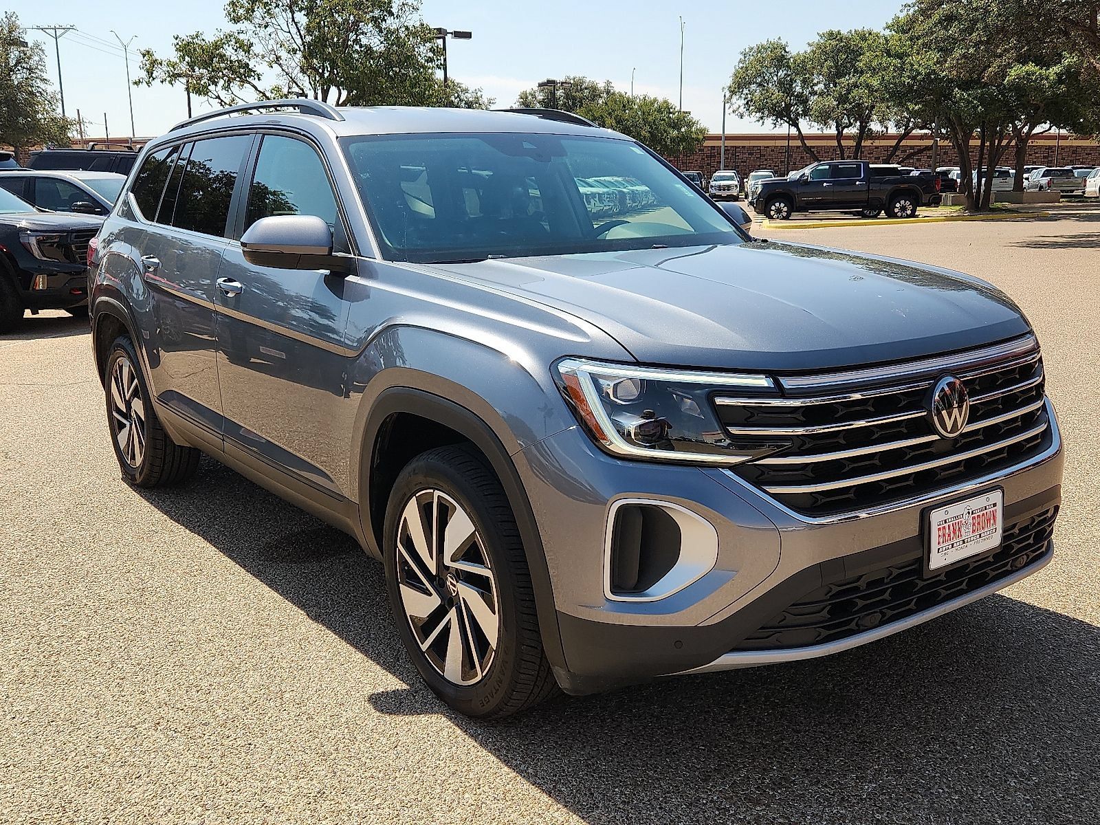 Used 2025 Volkswagen Atlas SE FWD image 7