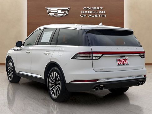 Used 2022 Lincoln Aviator Reserve w/ Equipment Group 201A image 3