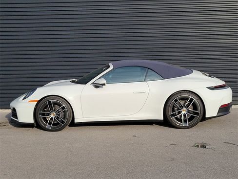 Certified 2025 Porsche 911 Carrera image 2