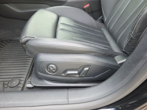 Used 2023 Audi A5 2.0T Premium w/ Convenience Package AWD/4WD image 16