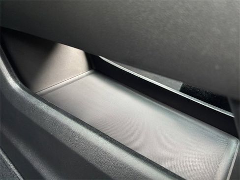 New 2026 Chevrolet Equinox ACTIV w/ Convenience Package III image 24