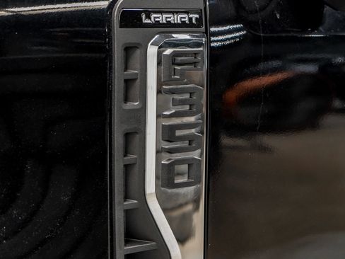 Used 2024 Ford F350 Lariat w/ Lariat Ultimate Package AWD/4WD image 54