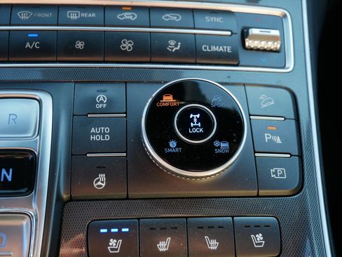 Used 2021 Hyundai Santa Fe Calligraphy image 33