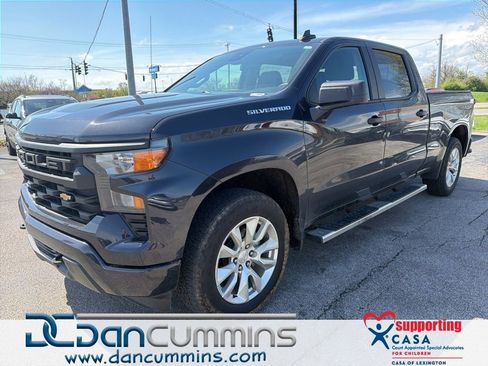 Used 2023 Chevrolet Silverado 1500 Custom AWD/4WD image 1