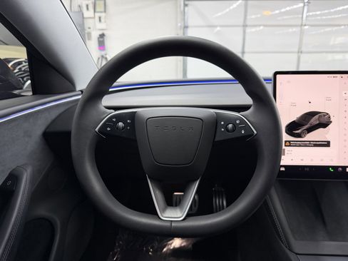 Used 2024 Tesla Model 3 Performance image 13