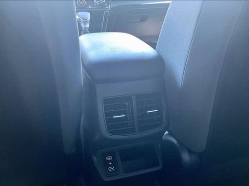 Certified 2026 Kia Seltos LX FWD image 10