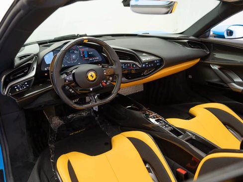 Used 2022 Ferrari SF90 Spider AWD/4WD image 12
