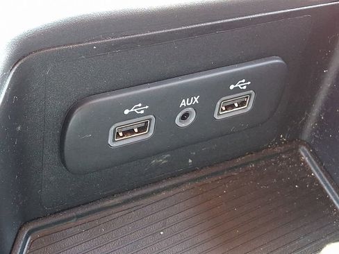 Used 2019 RAM 1500 Big Horn image 27