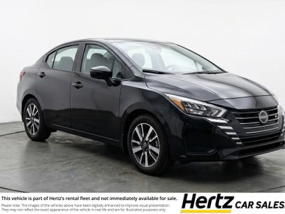 Used 2025 Nissan Versa SV w/ Trunk Package