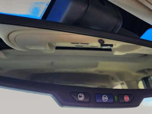 Used 2015 Cadillac Escalade Premium image 45