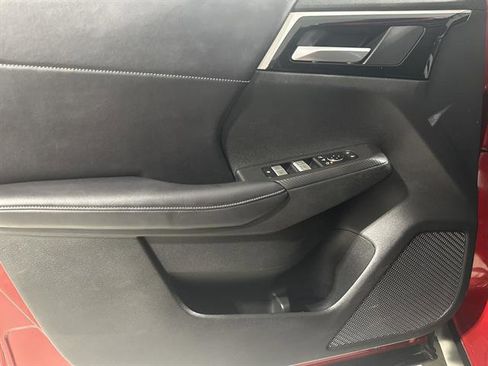 Used 2023 Mitsubishi Outlander SE image 33