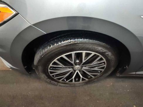 Used 2019 Volkswagen Jetta SEL FWD image 6