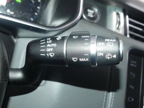 Used 2015 Land Rover Range Rover Long Wheelbase Autobiography image 37