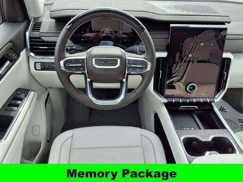 New 2026 GMC Acadia Denali w/ Super Cruise Package image 7