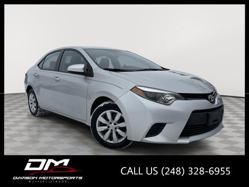 Used 2014 Toyota Corolla LE image 1