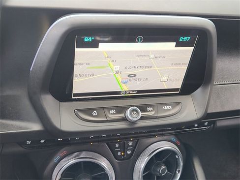 Used 2016 Chevrolet Camaro LT image 15