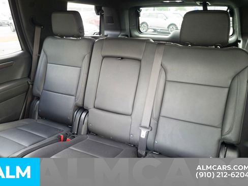 Used 2025 Chevrolet Tahoe LT AWD/4WD image 18