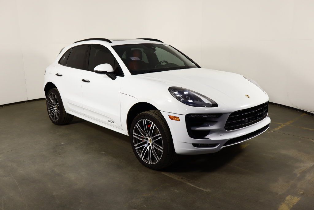Used 2017 Porsche Macan GTS AWD/4WD image 43