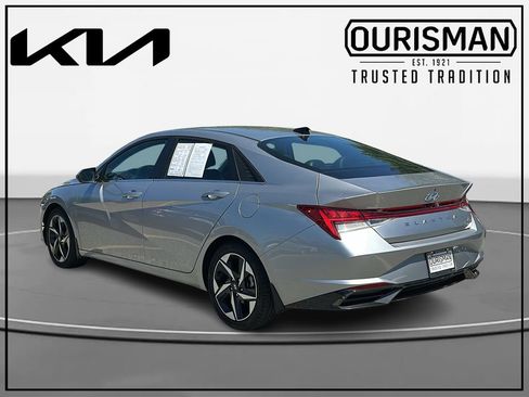 Used 2023 Hyundai Elantra Limited FWD image 3