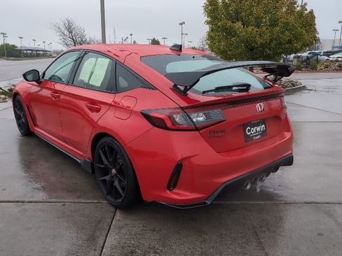 Used 2024 Honda Civic Type R image 5