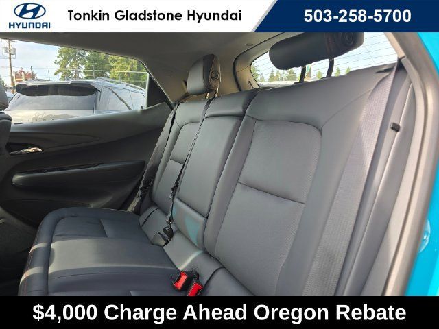 Used 2020 Chevrolet Bolt Premier w/ Infotainment Package FWD image 17