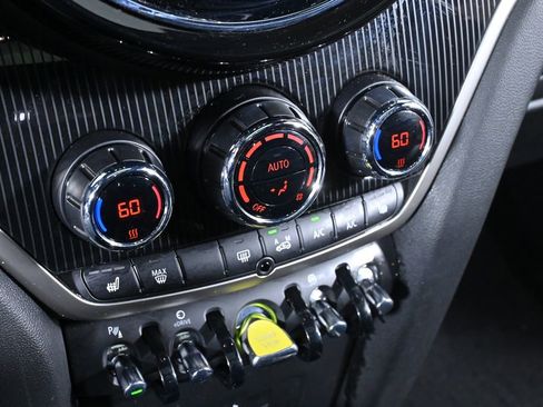 Certified 2023 MINI Cooper Countryman SE w/ Storage Package image 17